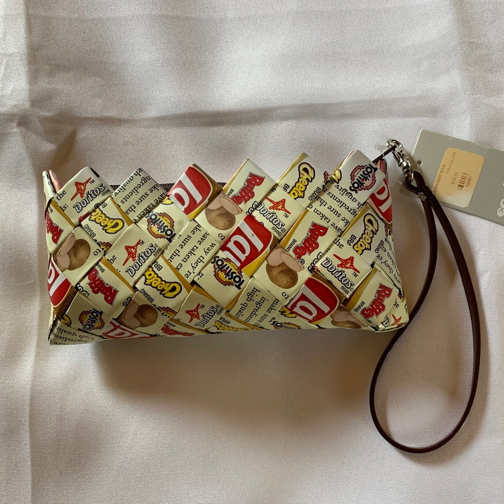 NWT!  Ecoist Everything Bag / Wristlet!